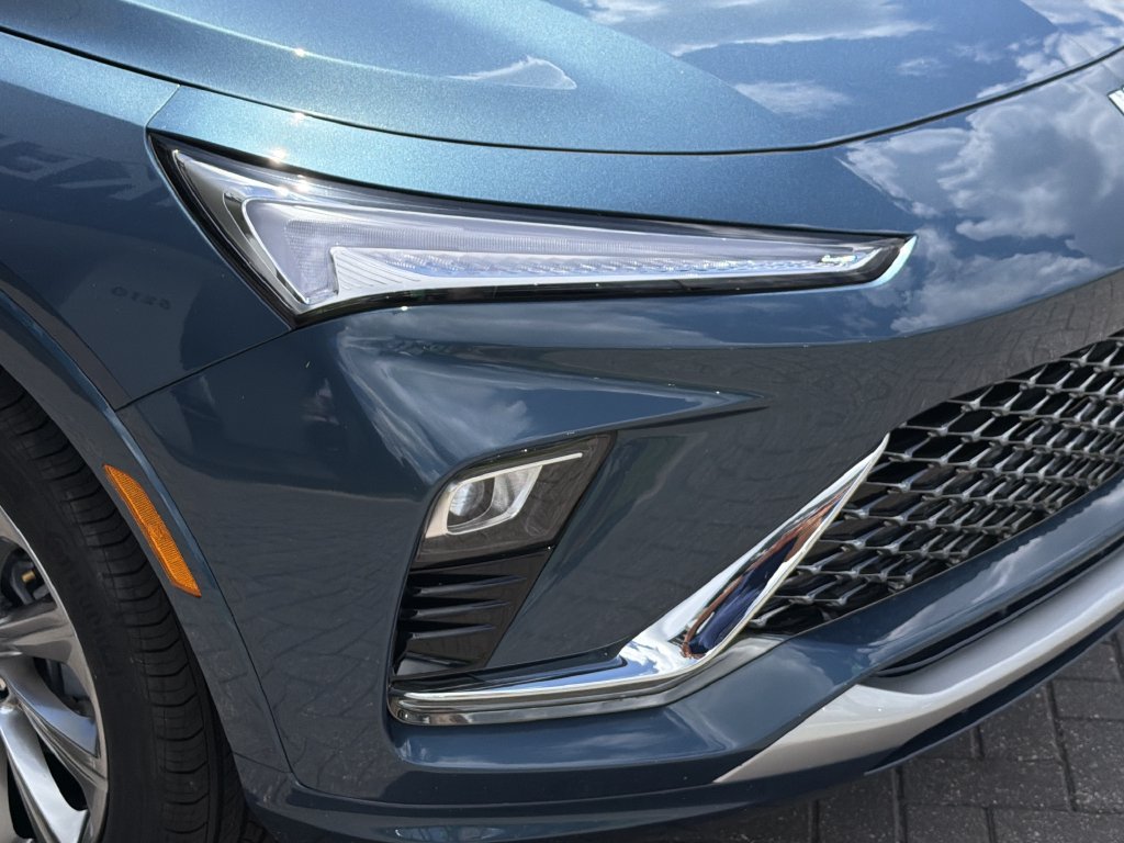 New 2026 Buick Envista Sport Touring FWD image 9
