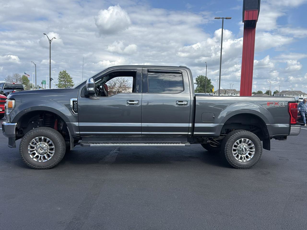Used 2020 Ford F250 XLT w/ XLT Premium Package AWD/4WD image 2