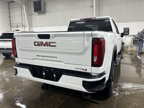 Used 2023 GMC Sierra 2500 AT4 w/ Gooseneck/5TH Wheel Package image 7