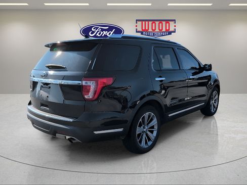 Used 2018 Ford Explorer Limited FWD image 3