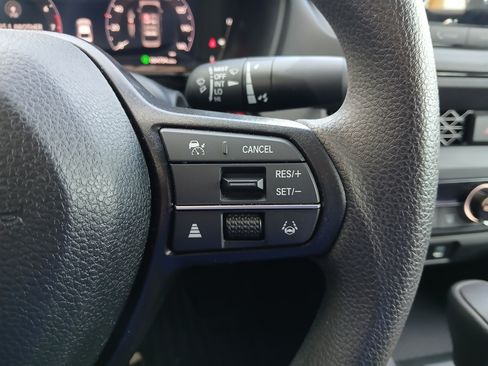 Used 2025 Honda Accord LX image 12