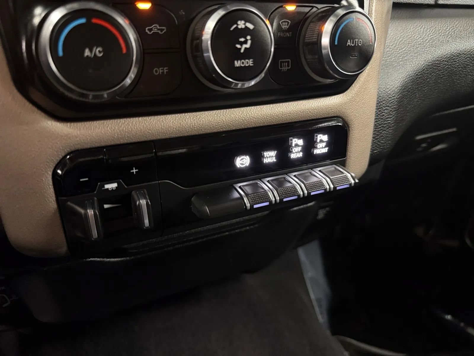 Used 2021 RAM 2500 Laramie AWD/4WD image 19