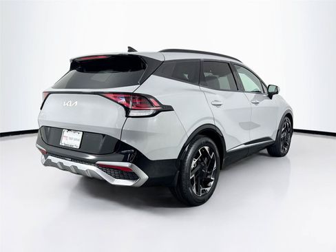 Used 2023 Kia Sportage SX FWD image 2