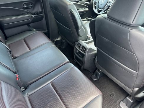 Used 2019 Honda Ridgeline Black Edition image 30