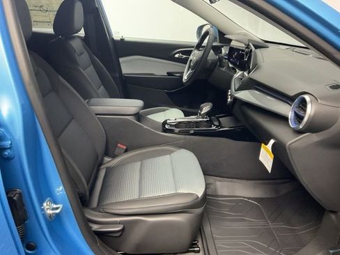 New 2026 Chevrolet Trax LT image 23