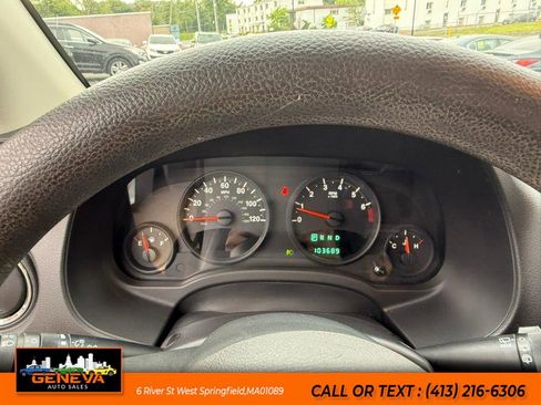 Used 2013 Jeep Compass Sport FWD image 16