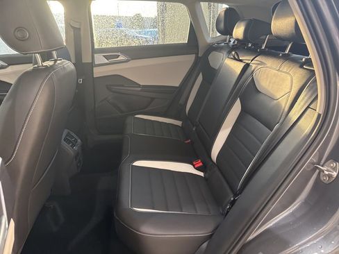 New 2025 Volkswagen Taos SEL image 17
