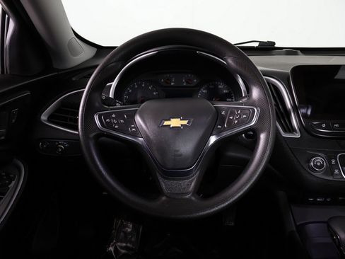 Used 2025 Chevrolet Malibu LS image 36