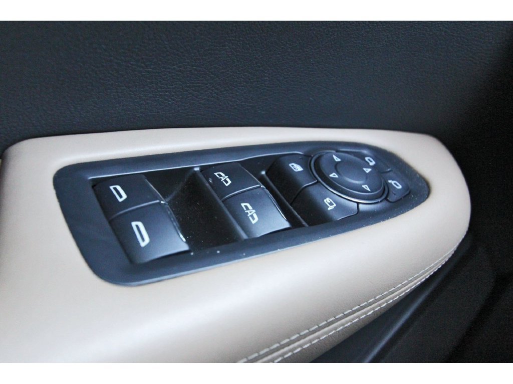Used 2021 Cadillac XT6 Premium Luxury w/ Platinum Package FWD image 22