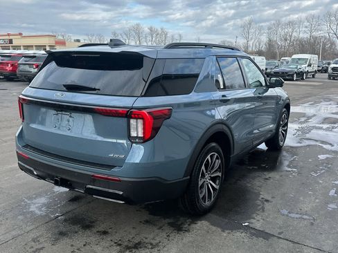 New 2026 Ford Explorer ST-Line image 4