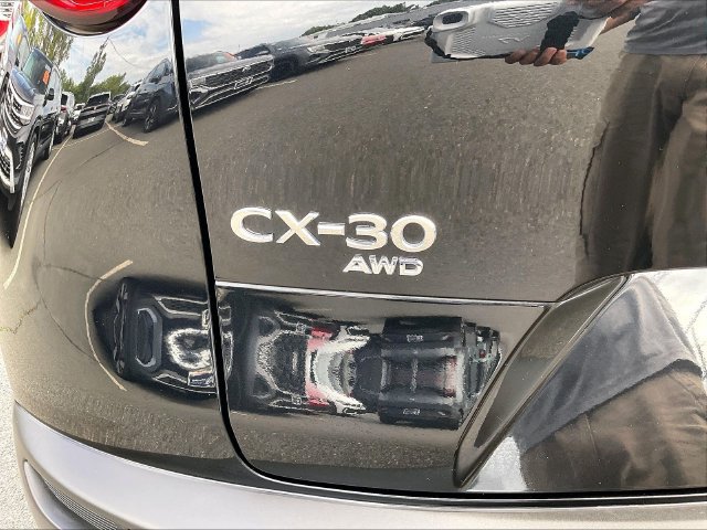 Used 2024 MAZDA CX-30 AWD 2.5 S w/ Select Sport Pkg image 18