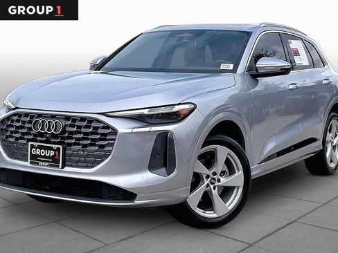 Used 2026 Audi Q5 Premium AWD/4WD image 1