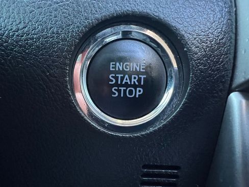 Used 2022 Toyota 4Runner Limited image 37