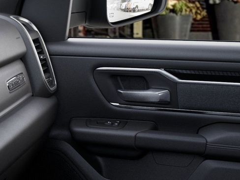 New 2026 RAM 1500 4x4 Crew Cab image 25