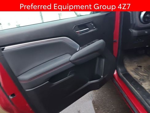 Used 2023 Chevrolet Colorado Z71 w/ Z71 Convenience Package 2 AWD/4WD image 6