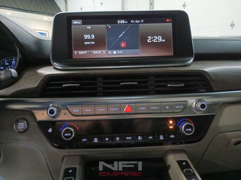 Used 2021 Kia Telluride EX AWD/4WD image 18