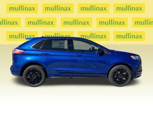 New 2024 Ford Edge SE w/ Black Appearance Package image 18