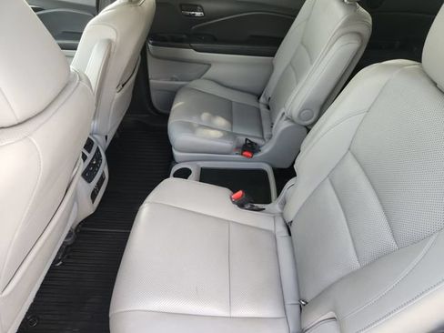Used 2019 Honda Pilot Elite image 28