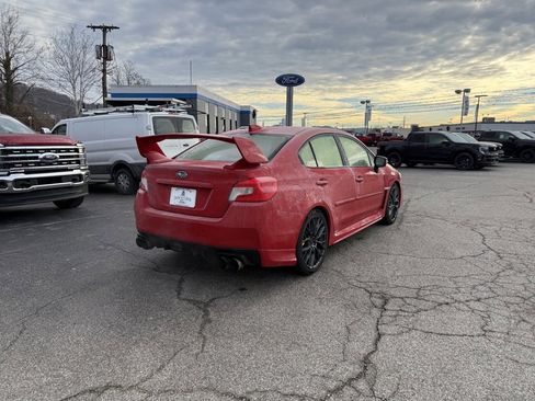 Used 2018 Subaru WRX STI Limited image 9