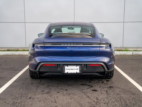 Certified 2025 Porsche Taycan AWD/4WD image 7