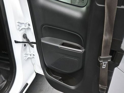 Used 2022 Chevrolet Colorado LT w/ Fleet Safety Package RWD image 19