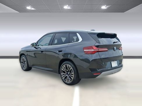 Used 2026 BMW X3 xDrive30 w/ Convenience Package AWD/4WD image 3