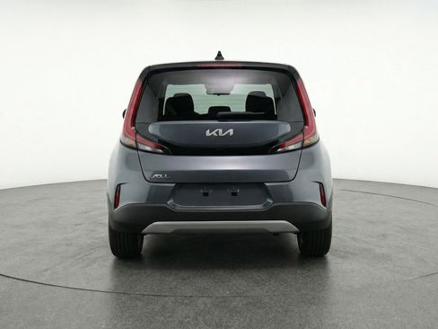 Used 2025 Kia Soul LX w/ LX Technology Package FWD image 7