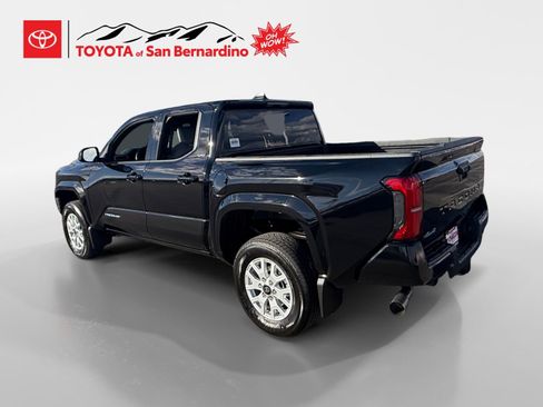 New 2026 Toyota Tacoma SR5 AWD/4WD image 3