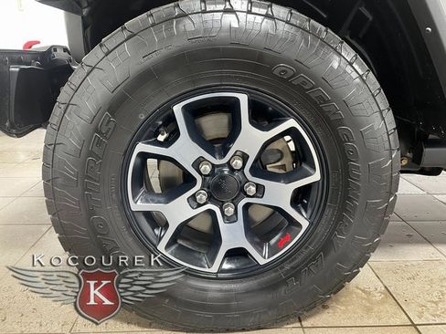 Used 2021 Jeep Wrangler Unlimited Rubicon w/ Uconnect 4C Nav & Sound Group image 7