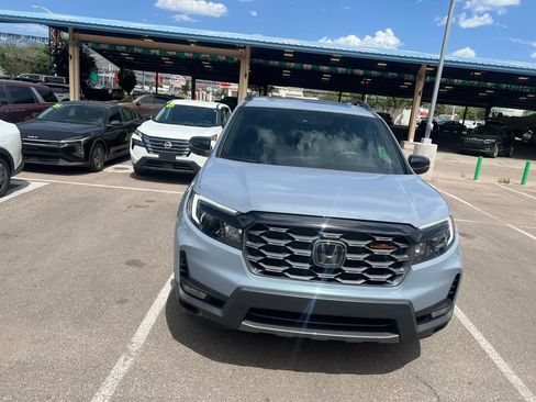 Used 2023 Honda Passport TrailSport image 4