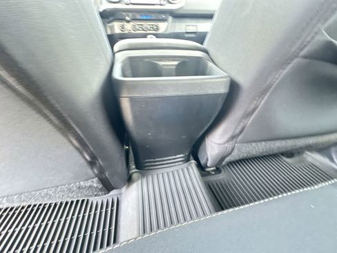 Used 2022 Toyota Tacoma SR5 w/ Trail Edition AWD/4WD image 19