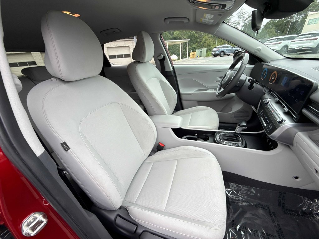 Used 2024 Hyundai Kona SEL AWD/4WD image 27