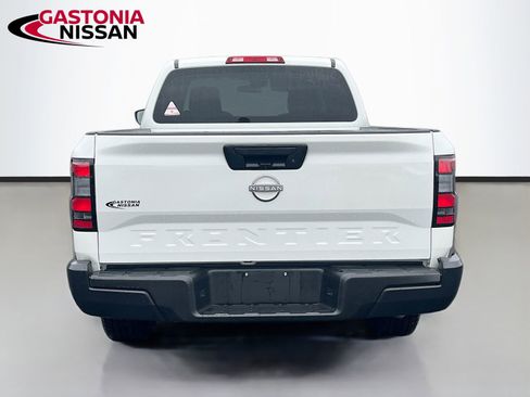 Used 2024 Nissan Frontier S image 7