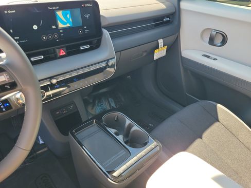 New 2026 Hyundai Ioniq 5 SE image 33