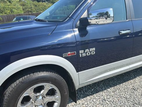 Used 2014 RAM 1500 Laramie AWD/4WD image 21