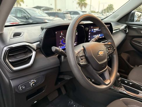 Used 2024 Chevrolet TrailBlazer LT image 23