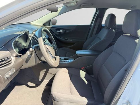 Used 2024 Chevrolet Malibu LT FWD image 25
