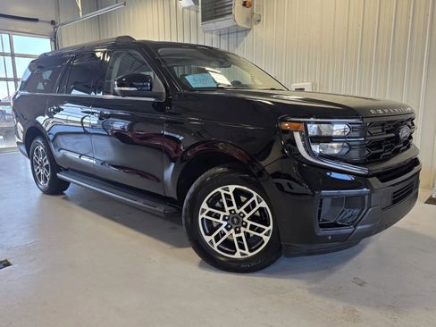 Used 2025 Ford Expedition Max Active image 1