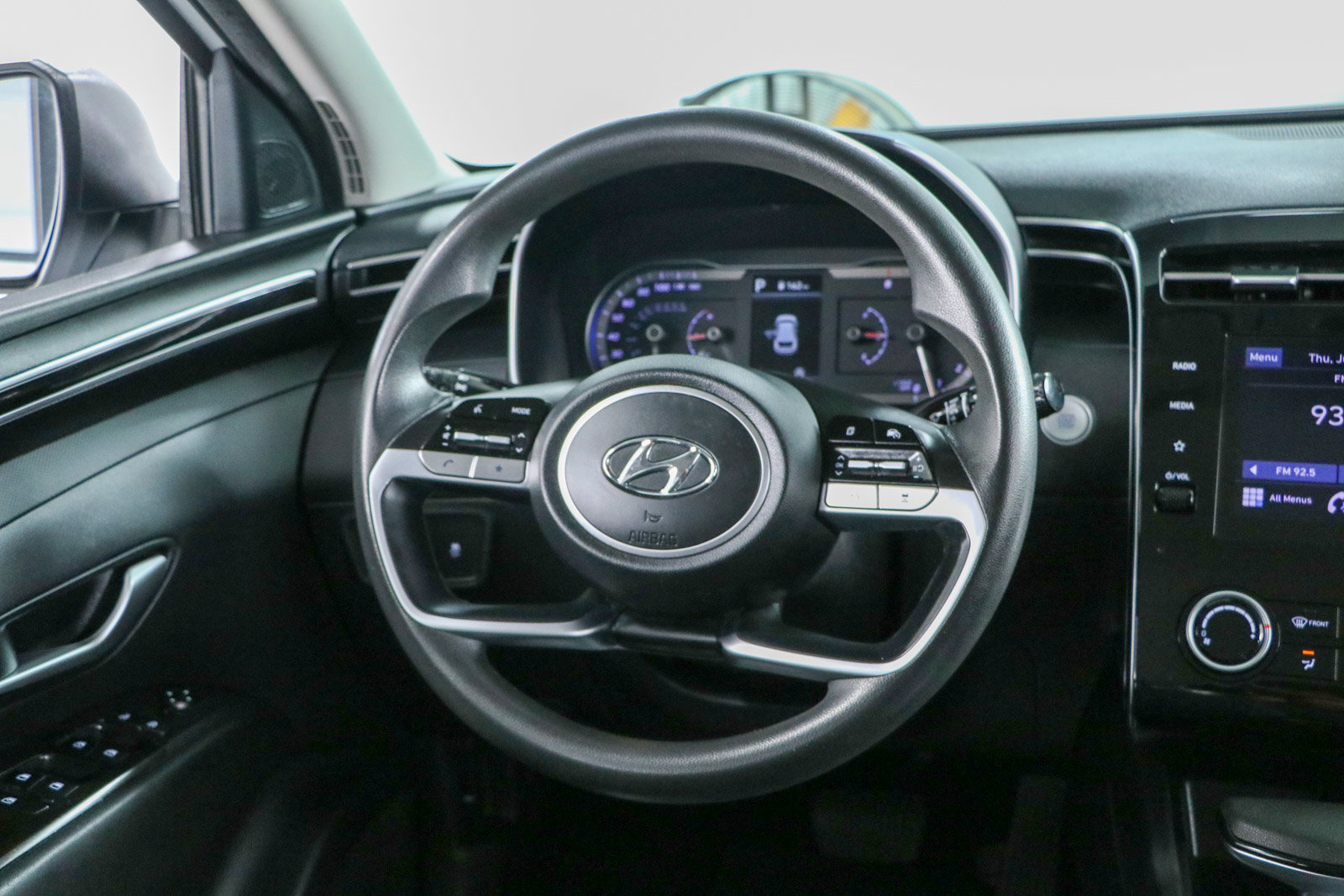 Used 2022 Hyundai Tucson SEL w/ Cargo Package FWD image 12