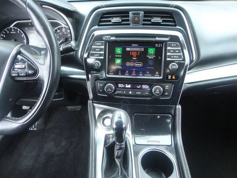 Used 2019 Nissan Maxima 3.5 SV w/ Floor Mat Group FWD image 8