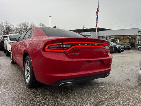 Used 2015 Dodge Charger SXT image 5