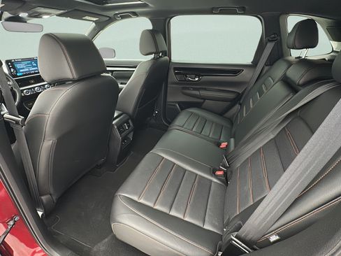 Used 2025 Honda CR-V Sport Touring image 9