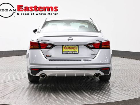 Used 2023 Nissan Altima 2.5 SV w/ SV Premium Package AWD/4WD image 6