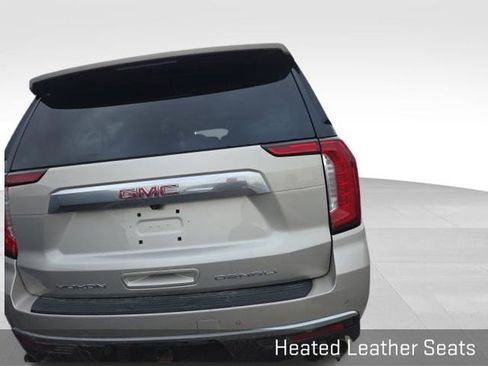 Used 2023 GMC Yukon XL Denali image 7