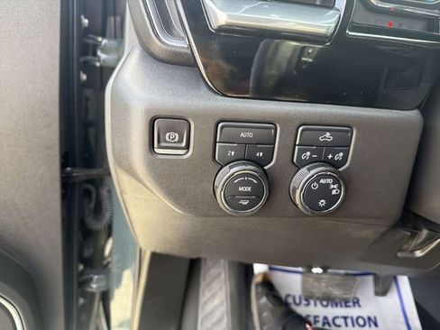 Used 2025 Chevrolet Silverado 1500 LT AWD/4WD image 18