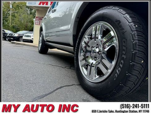 Used 2010 Ford Explorer Limited image 9