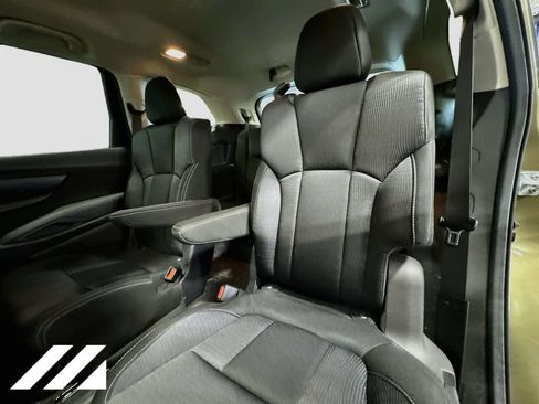 Used 2023 Subaru Ascent Premium w/ Convenience Package AWD/4WD image 23
