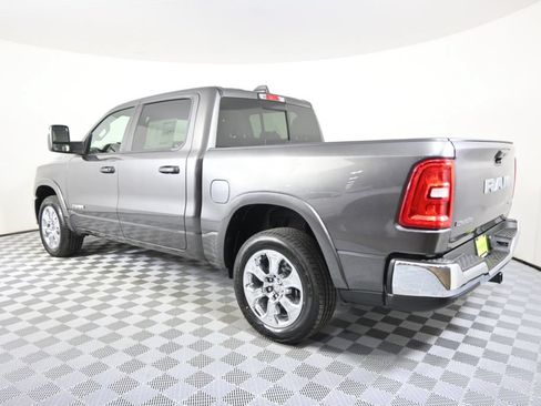 Used 2025 RAM 1500 Big Horn AWD/4WD image 4