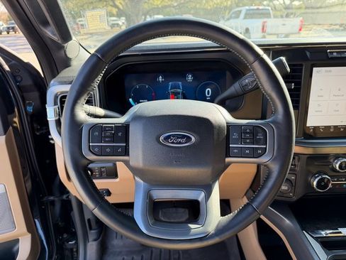 Used 2024 Ford F350 Lariat image 9