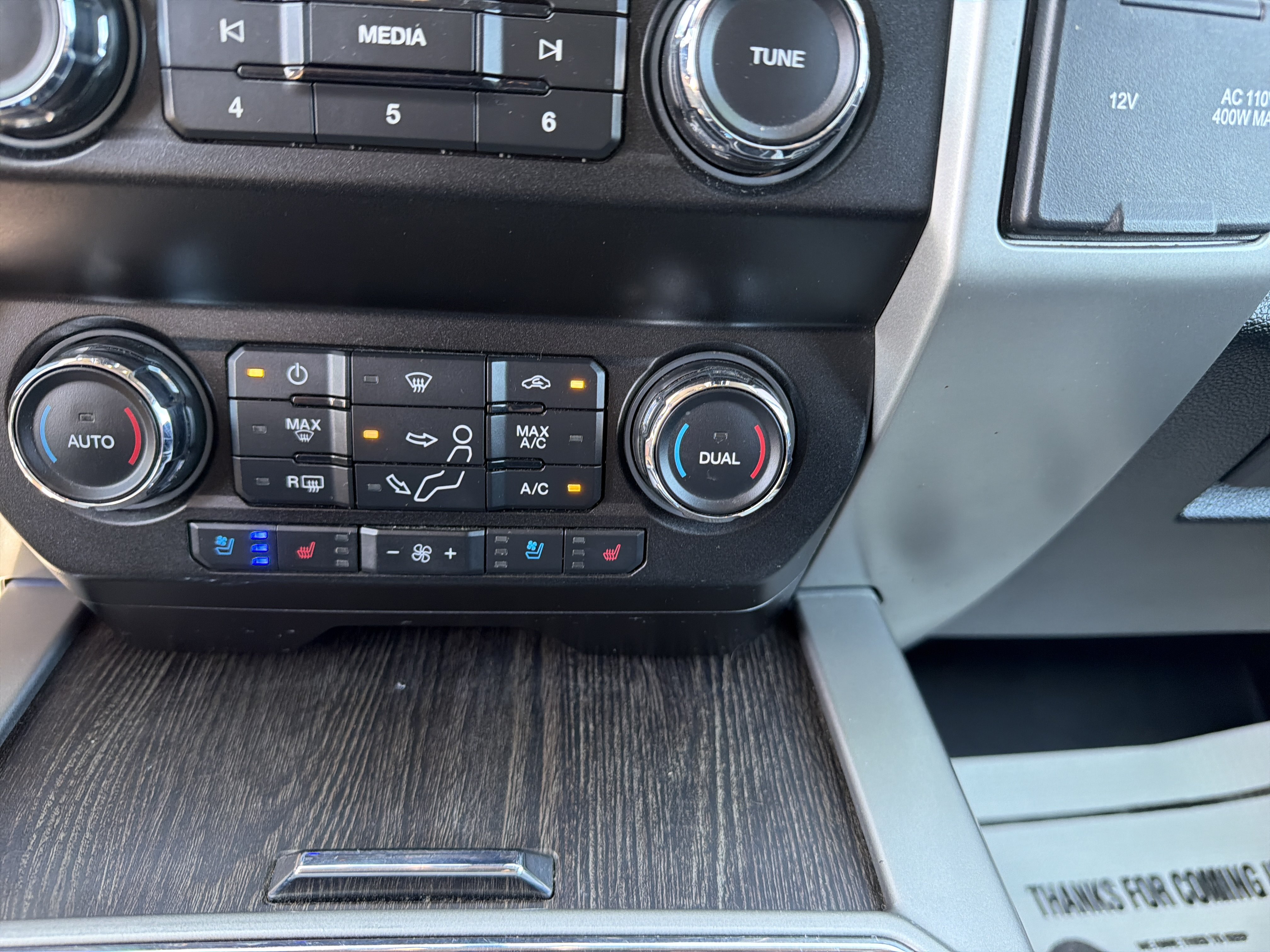 Used 2021 Ford F250 Lariat w/ Lariat Value Package AWD/4WD image 23